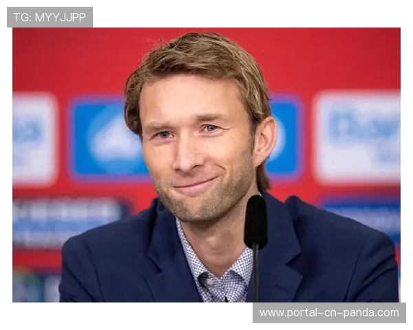 勒沃库森新星专访，谈欧冠历练中的攻防成长